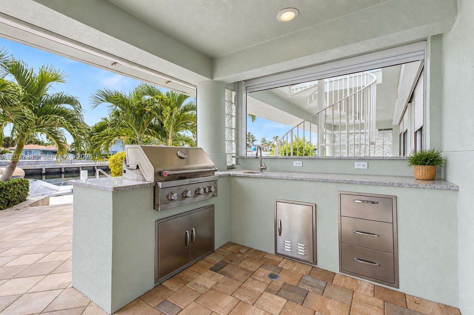 2820 Northeast 44th Street Lighthouse Point, FL 33064 - Photo 66 of 82 Gallery Image 66