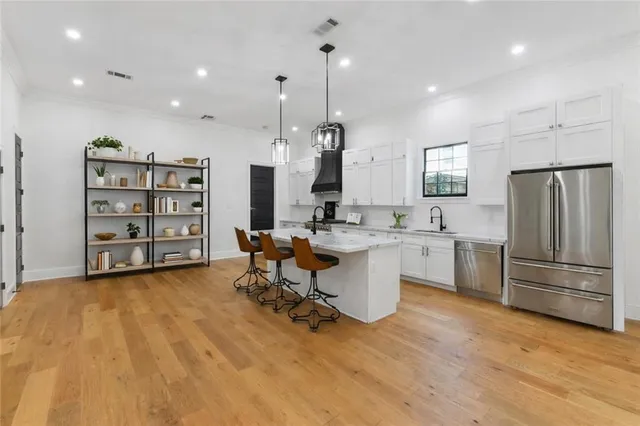 $799,000 | 826 Delachaise Street, New Orleans, LA 70115