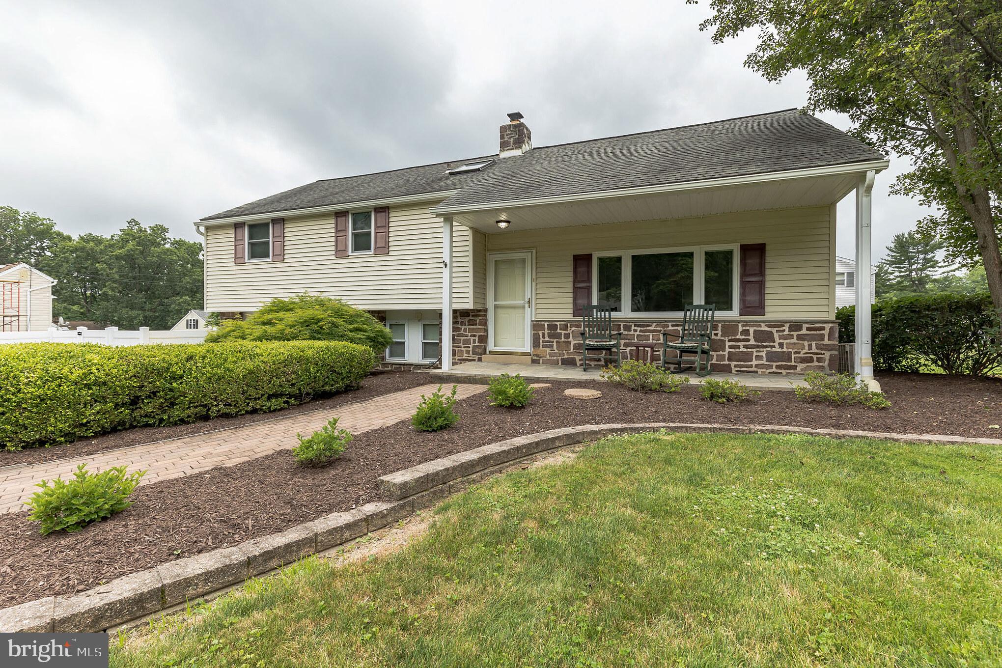 201 Hibbert Road North Wales, PA 19454 - Photo 1 of 30 Gallery Image 1