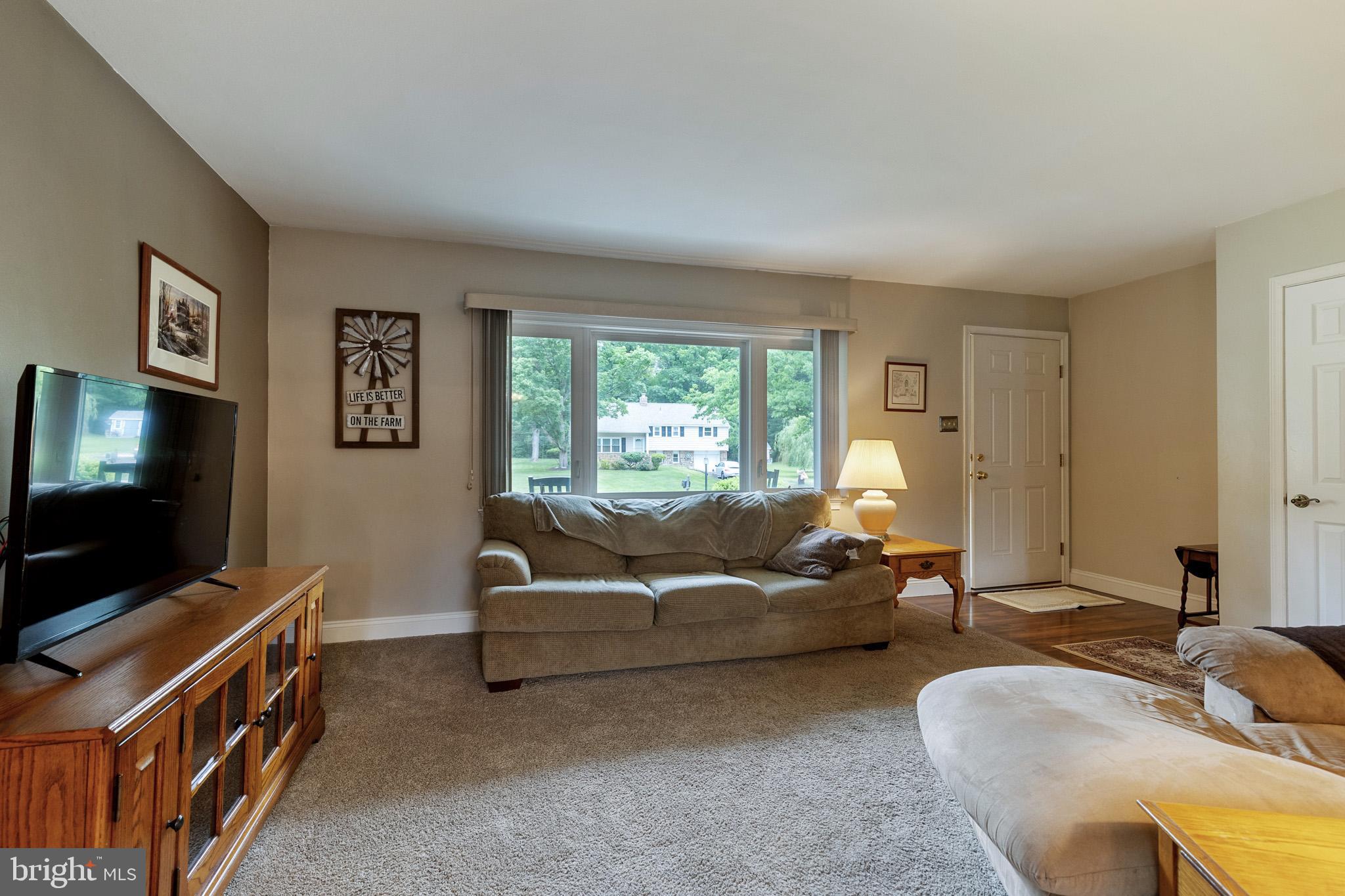 201 Hibbert Road North Wales, PA 19454 - Photo 7 of 30 Gallery Image 7