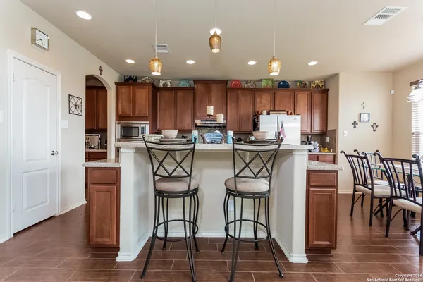 $3,100 | 3615 Mendocino Park, San Antonio, TX 78261