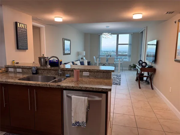 $3,099 | 2681 North Flamingo Road, Unit 1003S, Fort Lauderdale, FL 33323