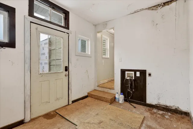 $290,000 | 2328 Dean Lake Avenue Northeast, Grand Rapids, MI 49505