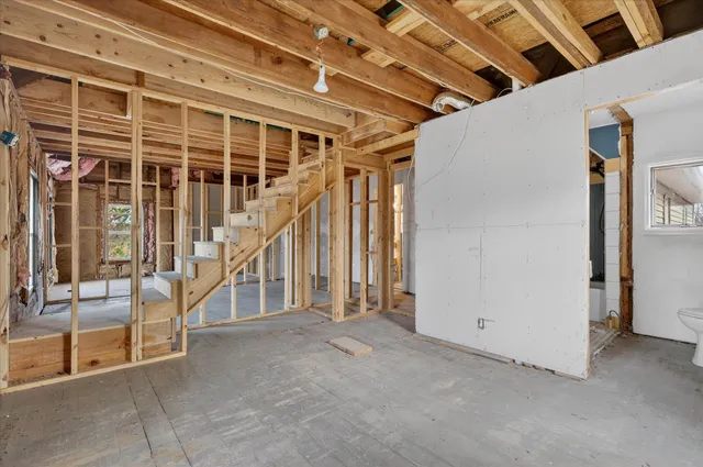 $290,000 | 2328 Dean Lake Avenue Northeast, Grand Rapids, MI 49505