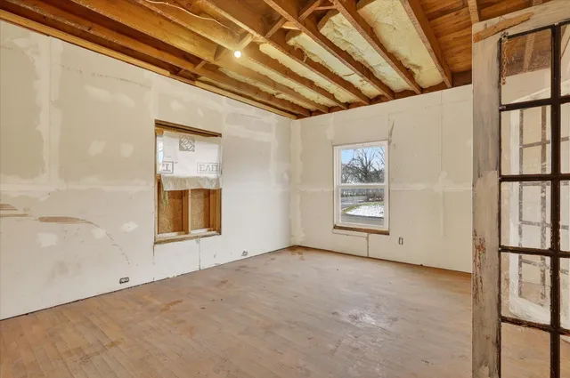 $290,000 | 2328 Dean Lake Avenue Northeast, Grand Rapids, MI 49505