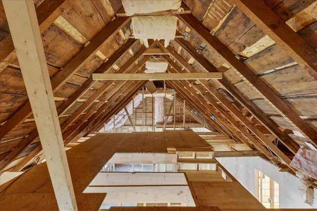 $290,000 | 2328 Dean Lake Avenue Northeast, Grand Rapids, MI 49505