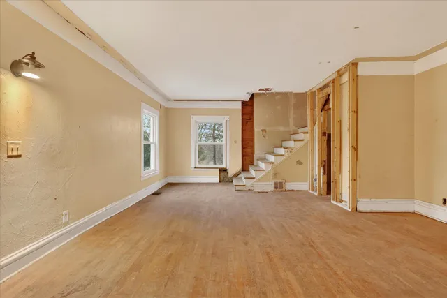 $290,000 | 2328 Dean Lake Avenue Northeast, Grand Rapids, MI 49505