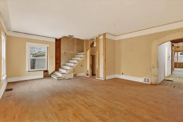 $290,000 | 2328 Dean Lake Avenue Northeast, Grand Rapids, MI 49505