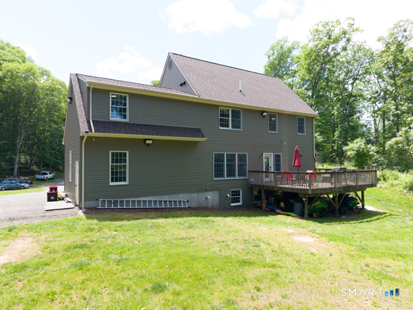 34 R Goldfinch Road Durham, CT 06422 - Photo 34 of 36 Rear exterior