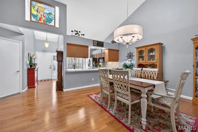 $350,000 | 174 Baxter Heights Court, Manchester, MO 63011