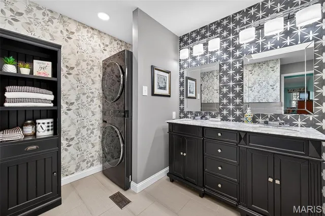 $350,000 | 174 Baxter Heights Court, Manchester, MO 63011