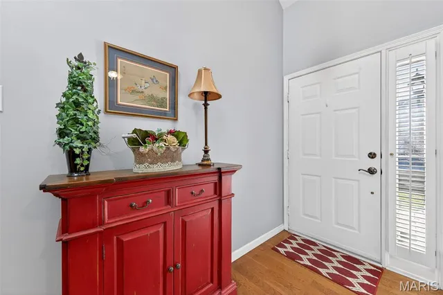 $350,000 | 174 Baxter Heights Court, Manchester, MO 63011