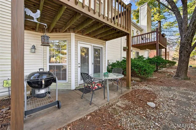 $350,000 | 174 Baxter Heights Court, Manchester, MO 63011