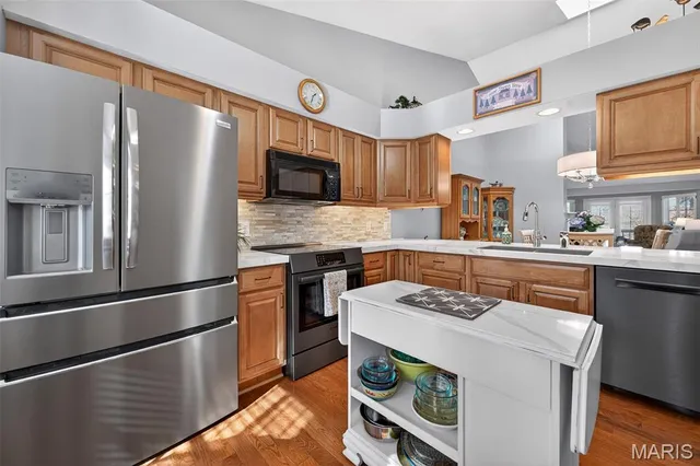 $350,000 | 174 Baxter Heights Court, Manchester, MO 63011