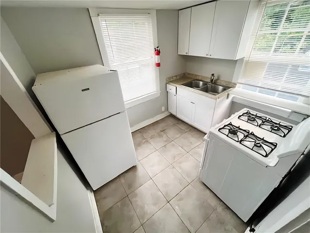 $1,100 | 130 South Hennessey Street, Unit 1, New Orleans, LA 70119