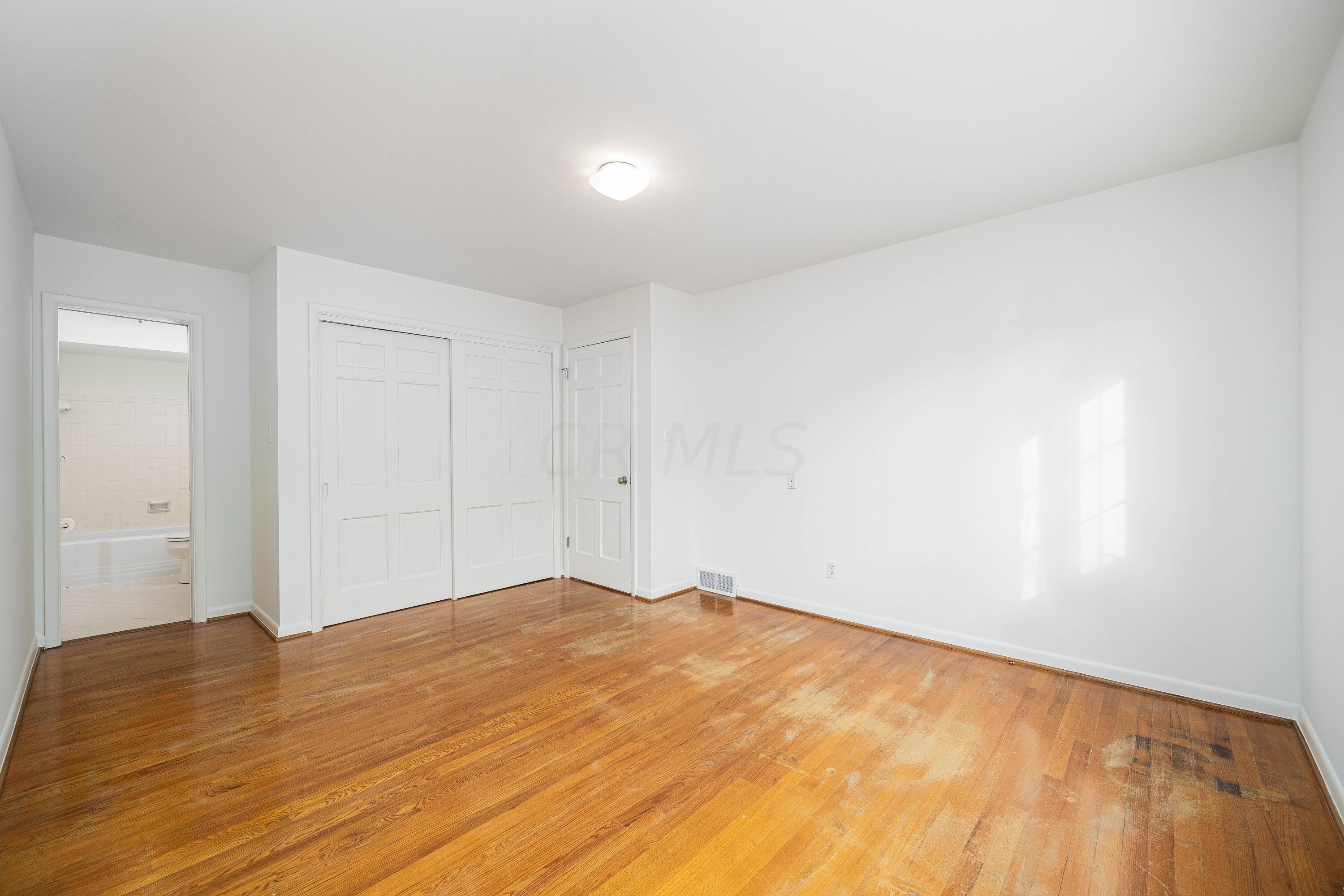 1515 Zollinger Road Columbus, OH 43221 - Photo 22 of 40 Bedroom