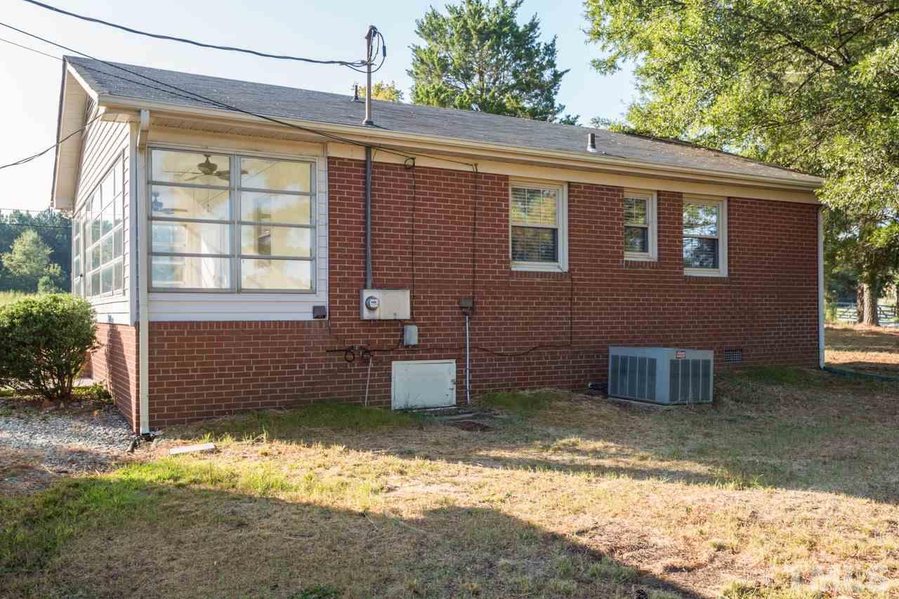 5405 Cheek Road Durham, NC 27704 - Photo 21 of 24 a backyard of a house