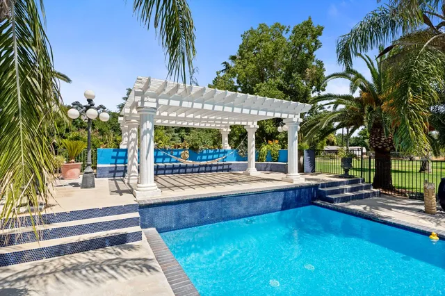 $1,700,000 | 7207 East Bremer Avenue, Fresno, CA 93737