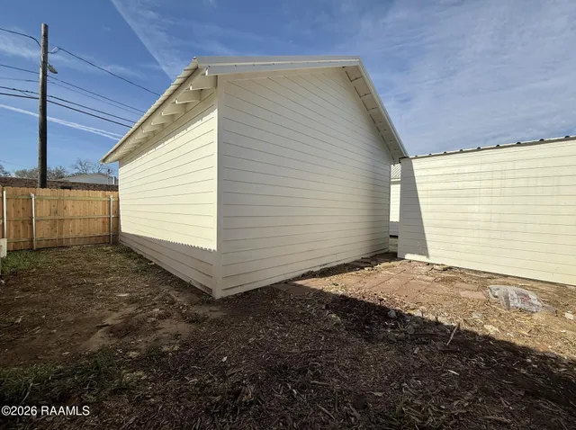 $1,475 | 801 Cleveland Street, Lafayette, LA 70501