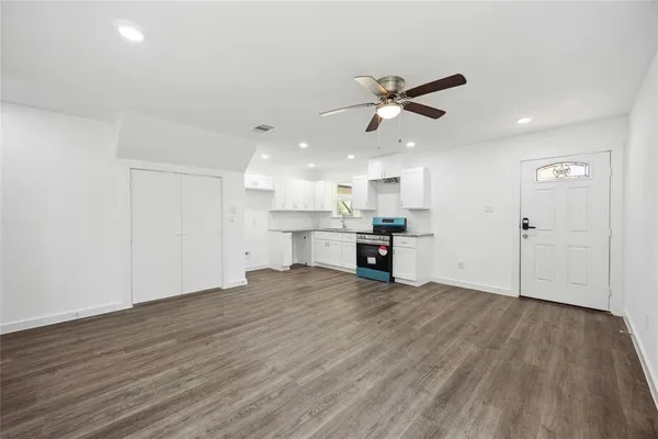 $1,900 | 1056 North Lane, Unit A, Houston, TX 77088