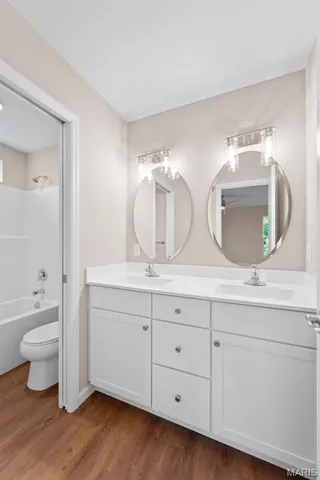 $294,900 | 3360 Suncrest Avenue, St. Louis, MO 63114