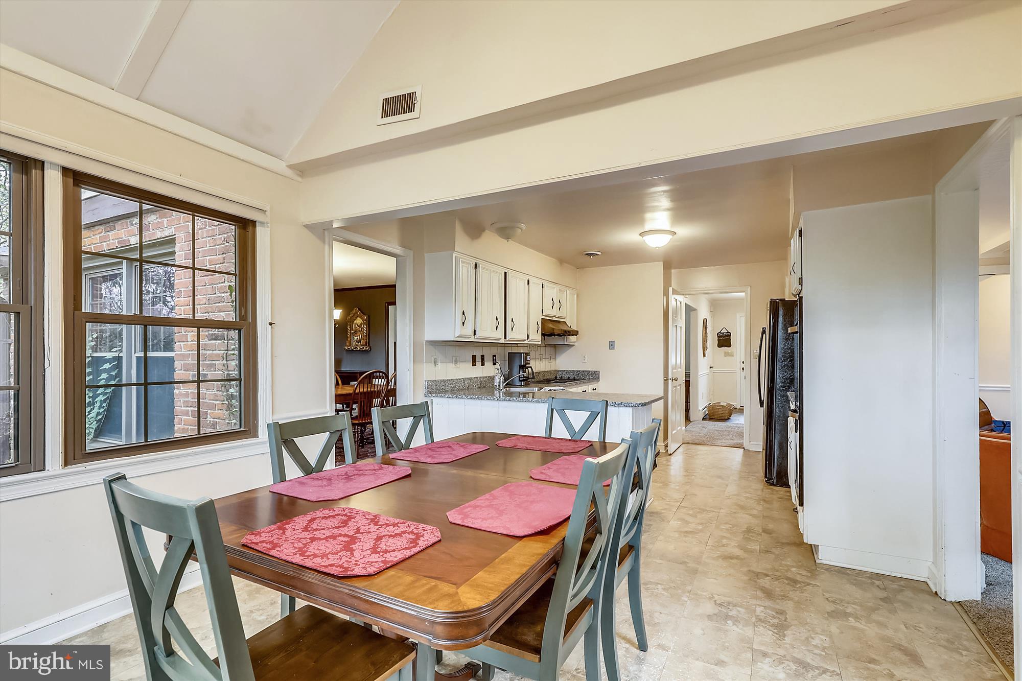 15313 Merrifields Court Silver Spring, MD 20906 - Photo 12 of 46 Gallery Image 12