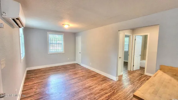 $850 | 3018 Pearce Street, Jacksonville, FL 32209
