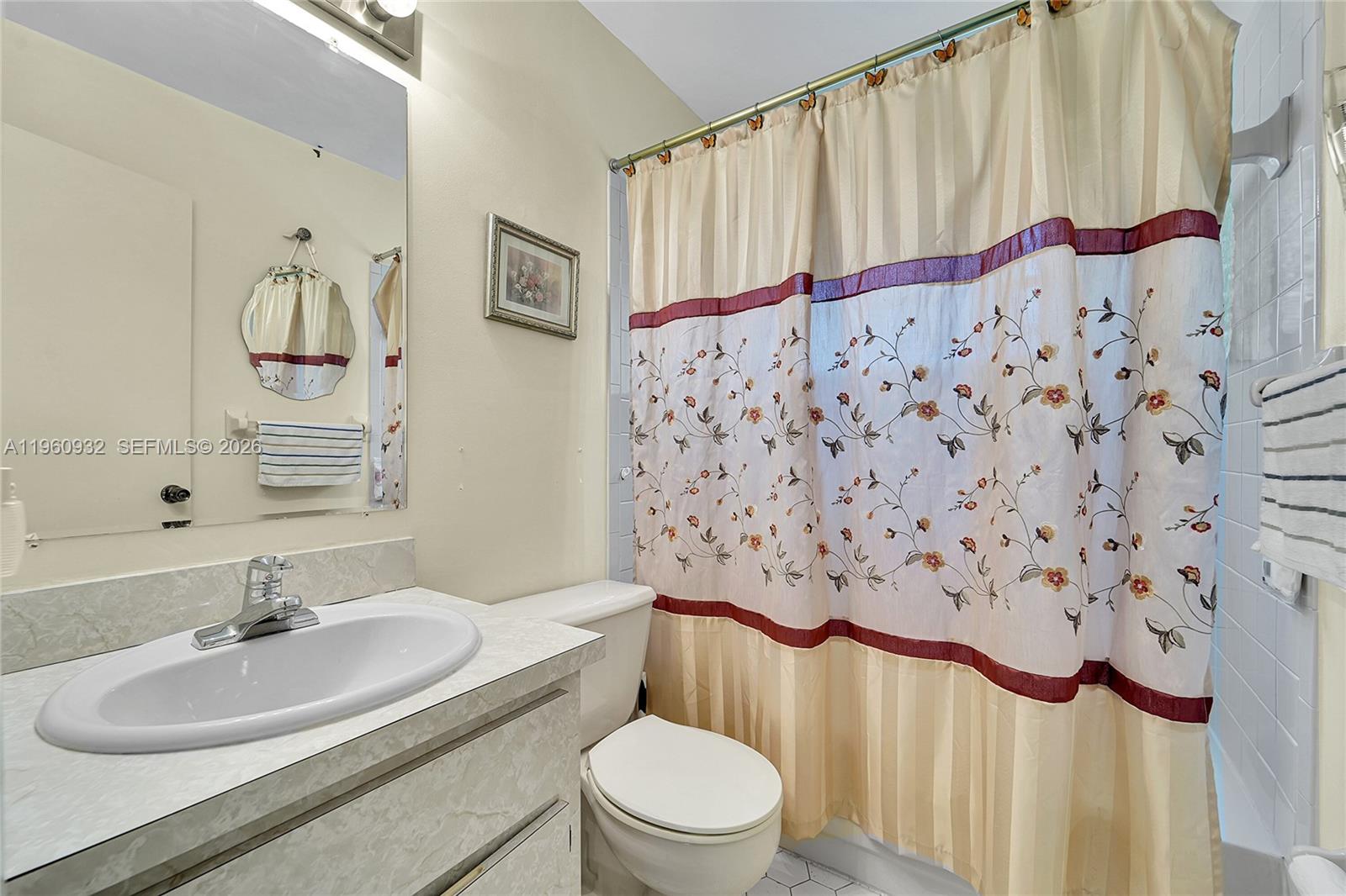 6141 Funston Street Hollywood, FL 33023 - Photo 17 of 28