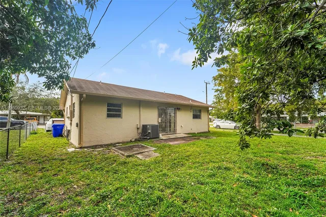 $444,000 | 6141 Funston Street, Hollywood, FL 33023