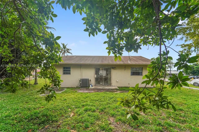 $444,000 | 6141 Funston Street, Hollywood, FL 33023