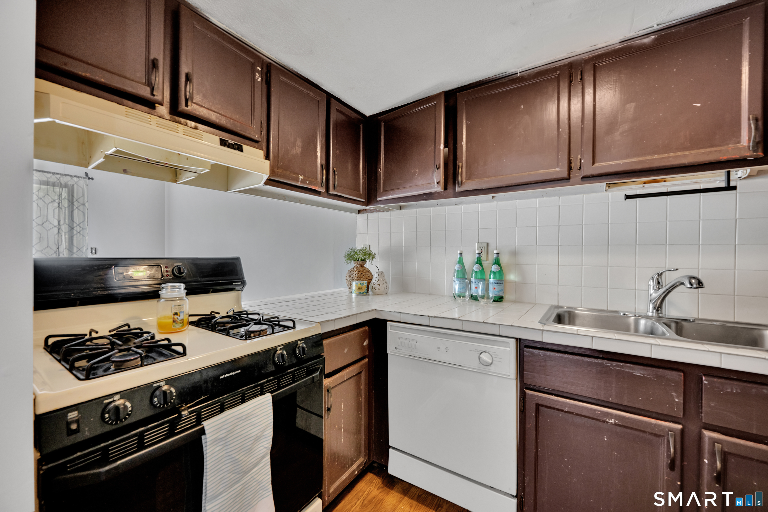 185 Spring Street, Unit 185 Wethersfield, CT 06109 - Photo 6 of 36