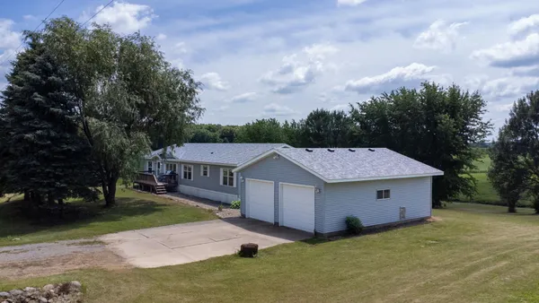 $274,900 | 70367 180th Street, Dassel, MN 55325