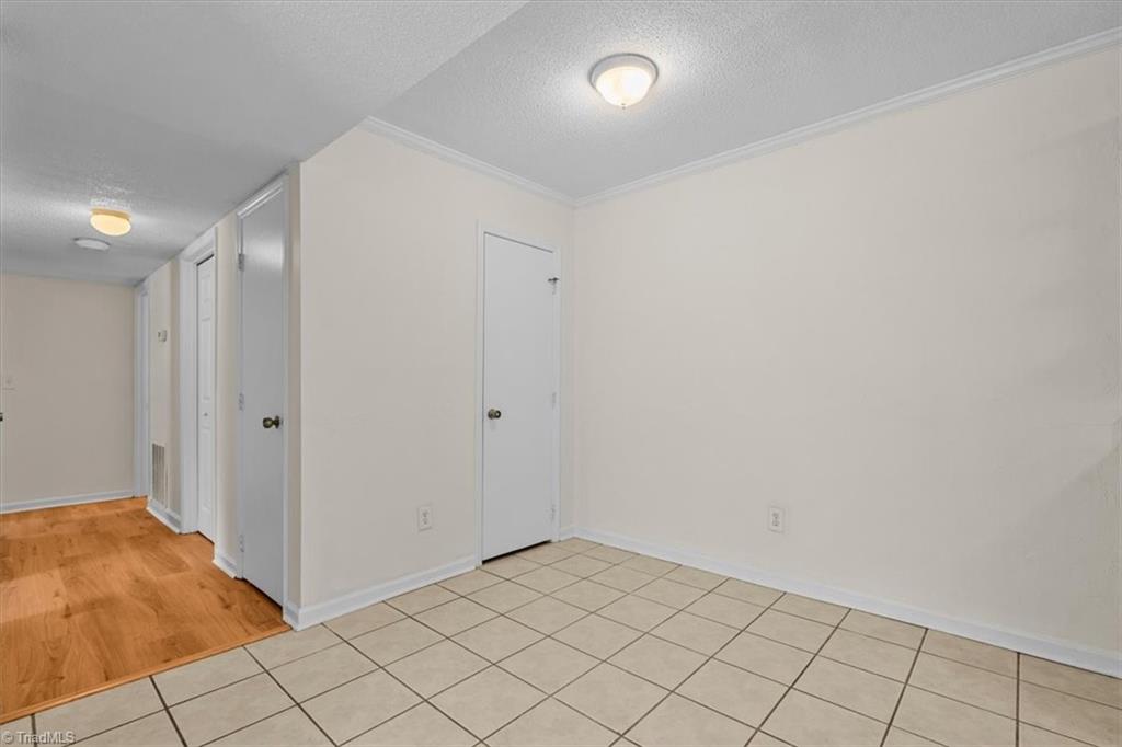 5643 Hornaday Road, Unit D Greensboro, NC 27409 - Photo 9 of 27 Gallery Image 9