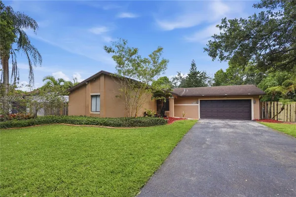 $645,000 | 12106 Lymestone Way, Cooper City, FL 33026
