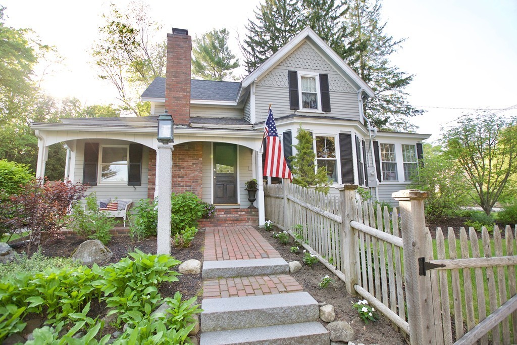 38 Clark Road Andover, MA 01810 - Photo 1 of 24 Gallery Image 1