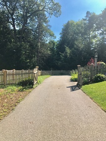 38 Clark Road Andover, MA 01810 - Photo 5 of 24 Gallery Image 5