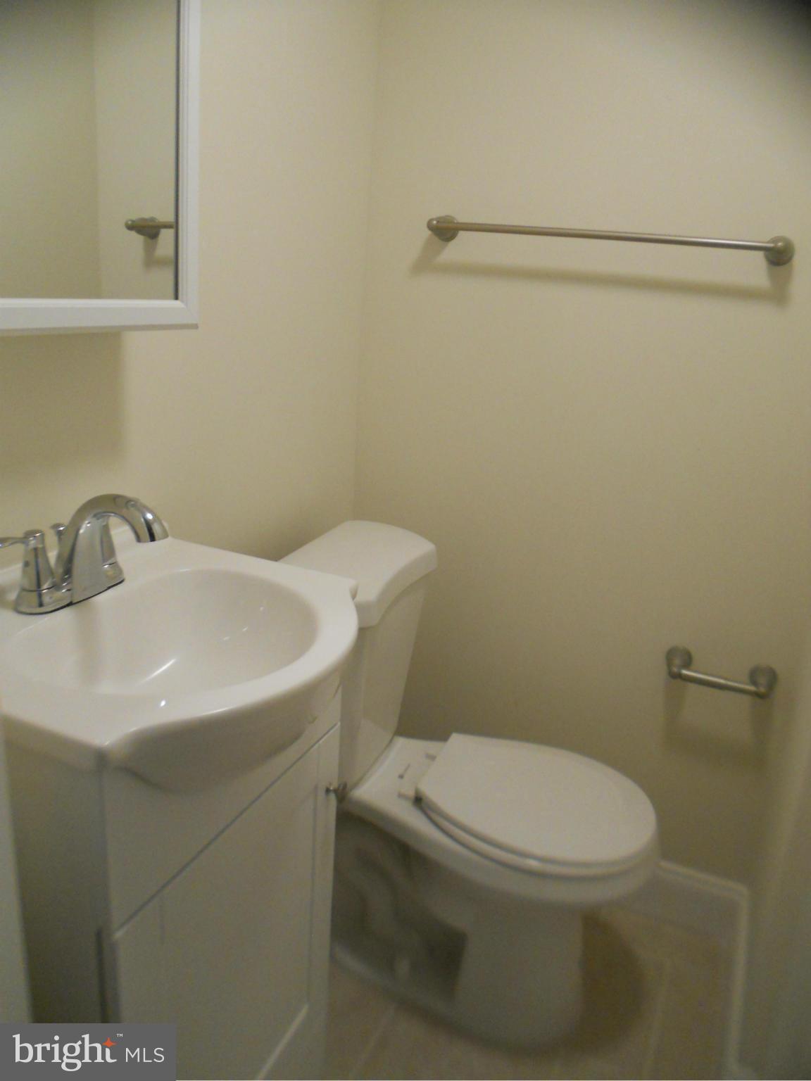 951 Masefield Road Baltimore, MD 21207 - Photo 24 of 28 Bath