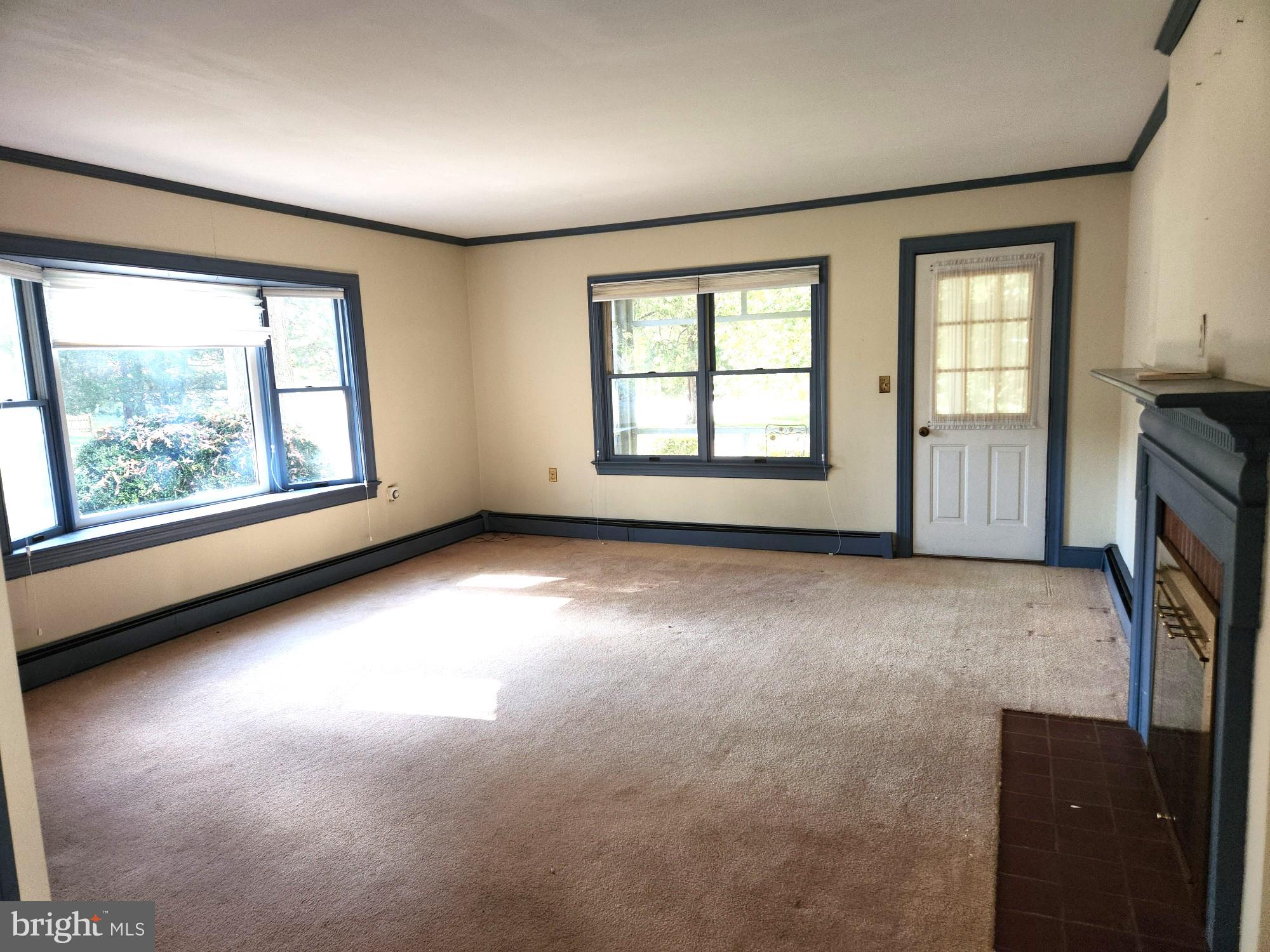 28538 Edgemere Road Easton, MD 21601 - Photo 11 of 27 Bright and Cherry , With Loads of Natural Light