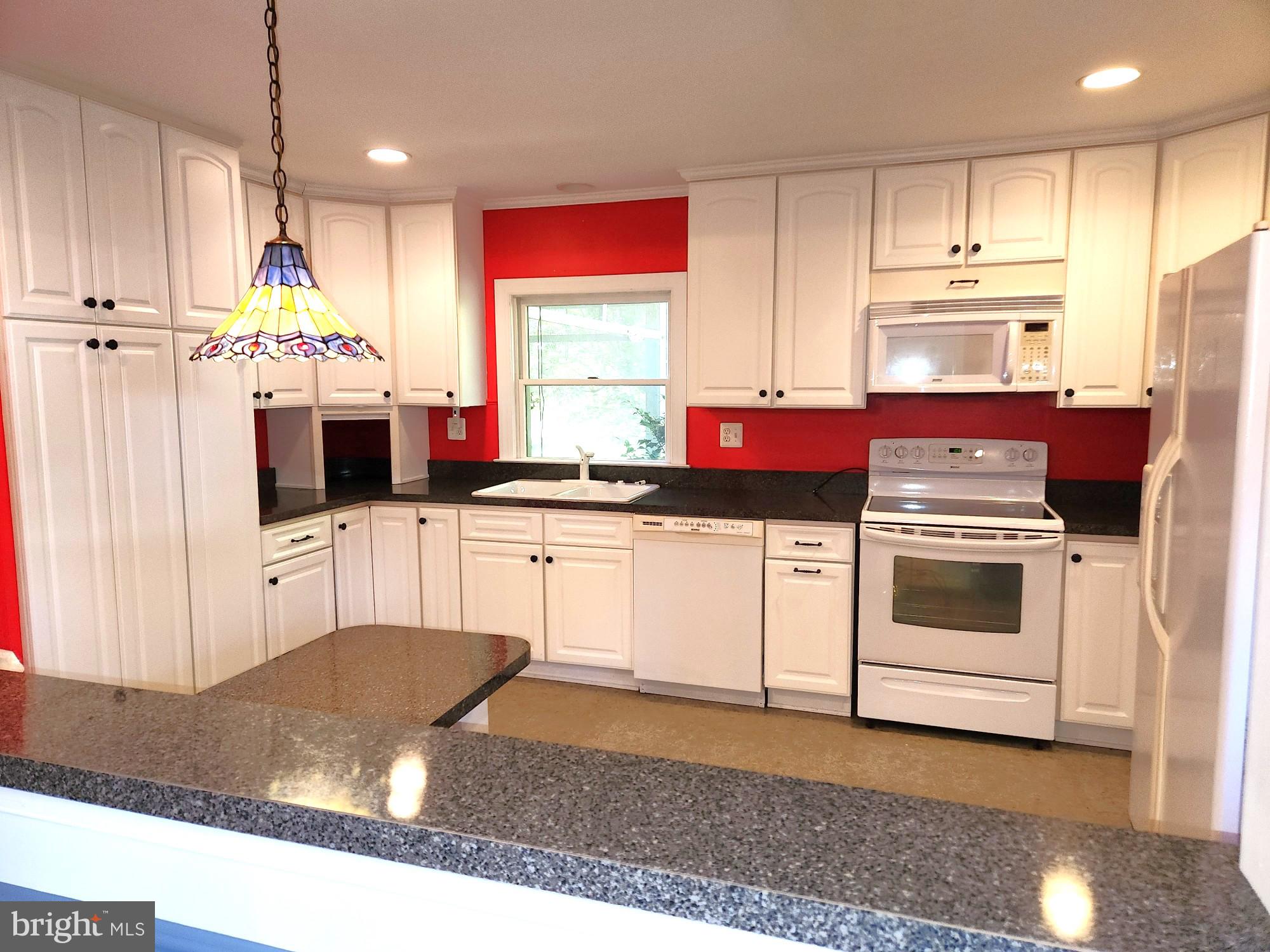 28538 Edgemere Road Easton, MD 21601 - Photo 2 of 27 Renovated Kitchen 15'x11'