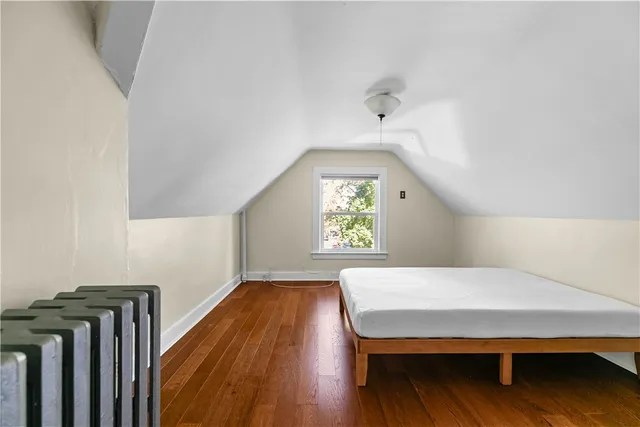 $3,800 | 18 Rhode Island Avenue, Unit 3, Newport, RI 02840