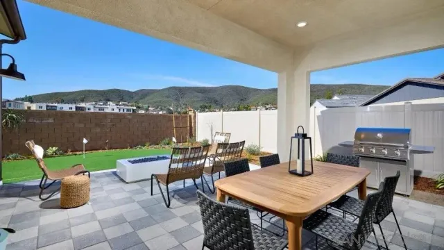 $1,195,900 | 13154 Greer, San Diego, CA 92129