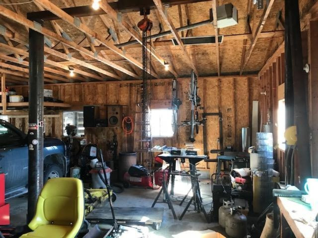 10364 Broadway Road Remus, MI 49340 - Photo 29 of 32 Hoist/Frame in barn