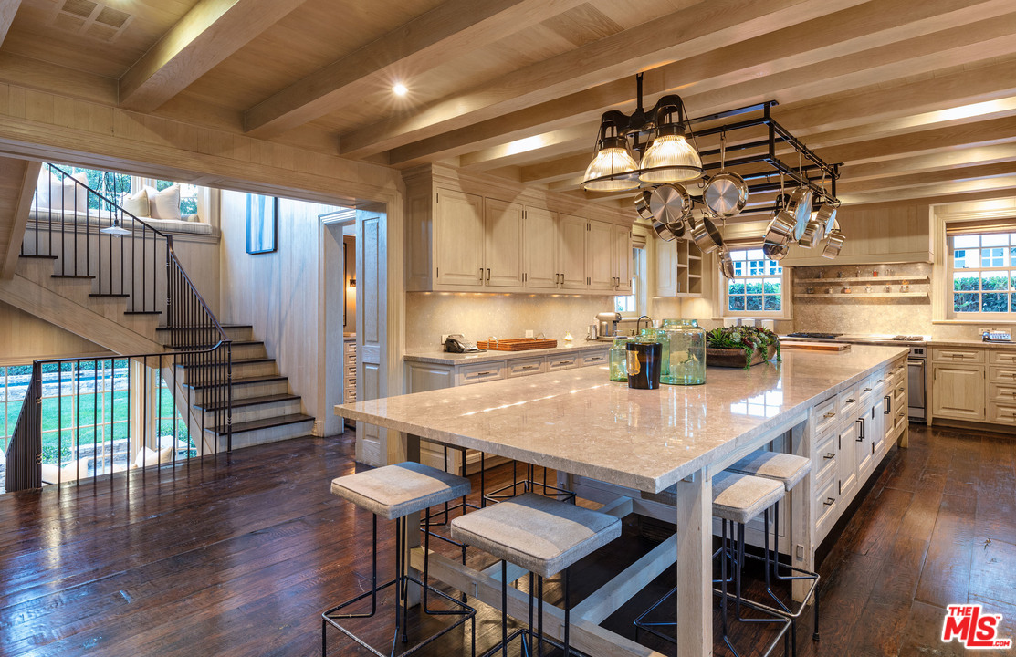 651 Siena Way Los Angeles, CA 90077 - Photo 23 of 49