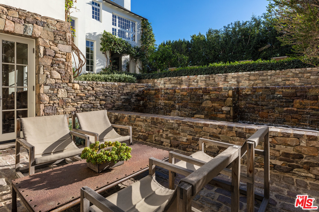 651 Siena Way Los Angeles, CA 90077 - Photo 27 of 49