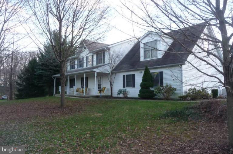 17501 Country View Way Mount Airy, MD 21771 - Photo 13 of 18 Exterior (Front)
