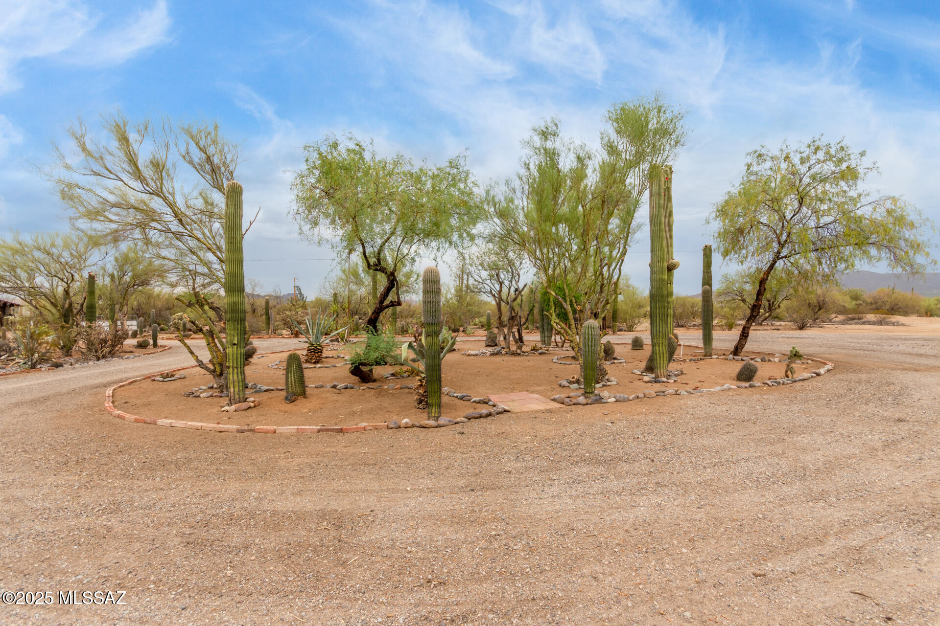 11979 West Raining Stars Lane Tucson, AZ 85743 - Photo 5 of 31 Gallery Image 5