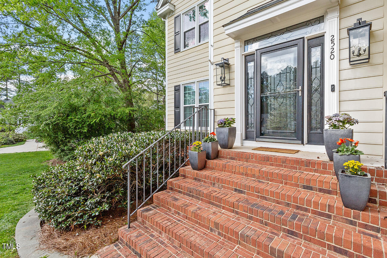 2520 Harptree Court Raleigh, NC 27613 - Photo 7 of 69 2520 Harptree Court_07