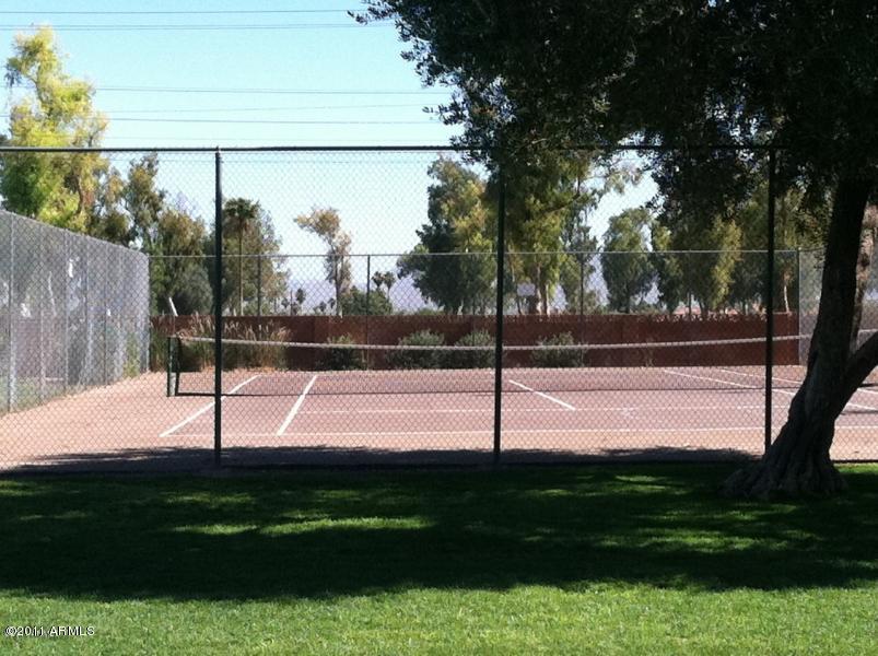 424 West Brown Road, Unit 106 Mesa, AZ 85201 - Photo 16 of 17 Tennis Courts
