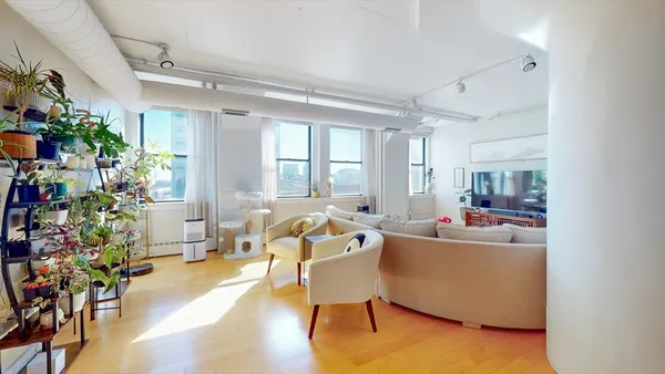$5,200 | 210 South Street, Unit 34, Boston, MA 02111
