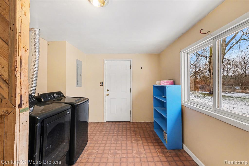 14335 North Genesee Road Clio, MI 48420 - Photo 22 of 32 Gallery Image 22